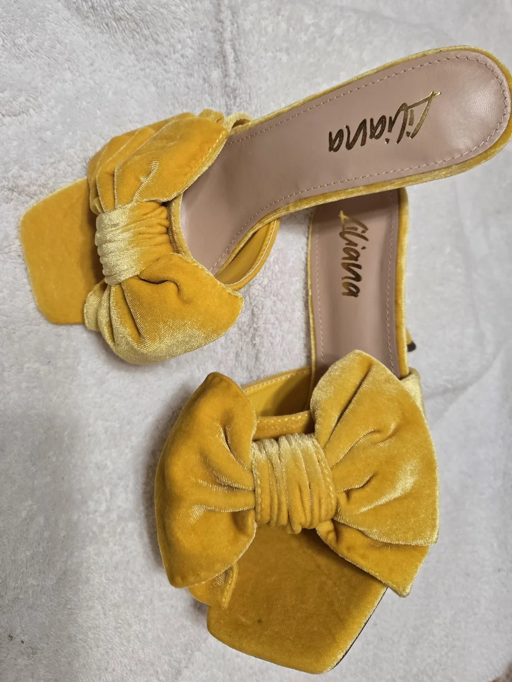 Lira Yellow Velvet Bow Slide Heels - Picture 4 of 7
